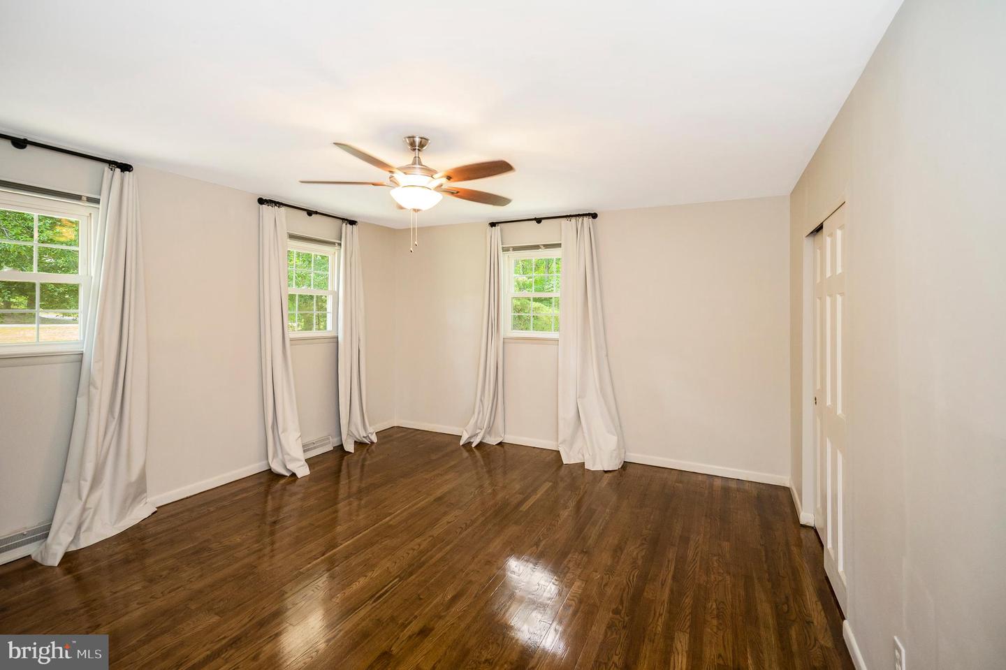 103 CROPP RD, FREDERICKSBURG, Virginia 22406, 3 Bedrooms Bedrooms, ,1 BathroomBathrooms,Residential,For sale,103 CROPP RD,VAST2040088 MLS # VAST2040088