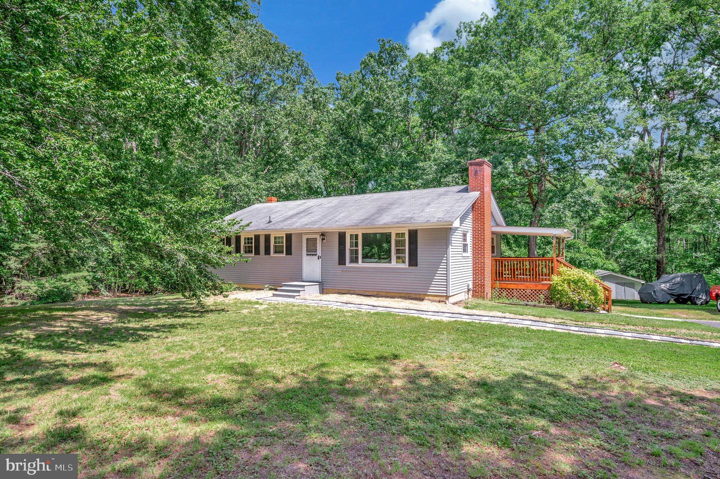 103 CROPP RD, FREDERICKSBURG, Virginia 22406, 3 Bedrooms Bedrooms, ,1 BathroomBathrooms,Residential,For sale,103 CROPP RD,VAST2040088 MLS # VAST2040088