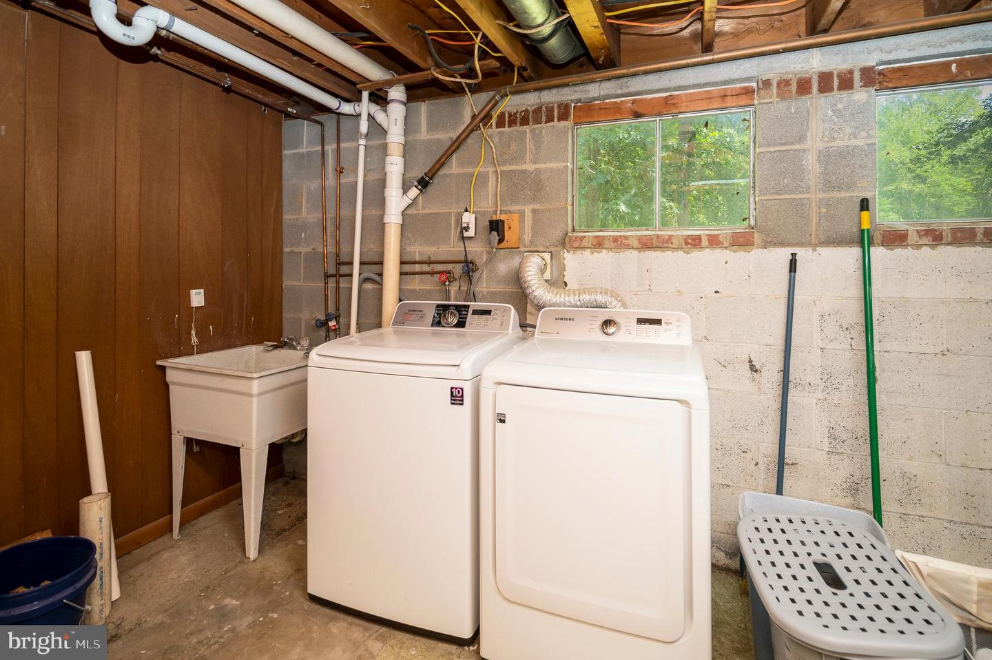 103 CROPP RD, FREDERICKSBURG, Virginia 22406, 3 Bedrooms Bedrooms, ,1 BathroomBathrooms,Residential,For sale,103 CROPP RD,VAST2040088 MLS # VAST2040088