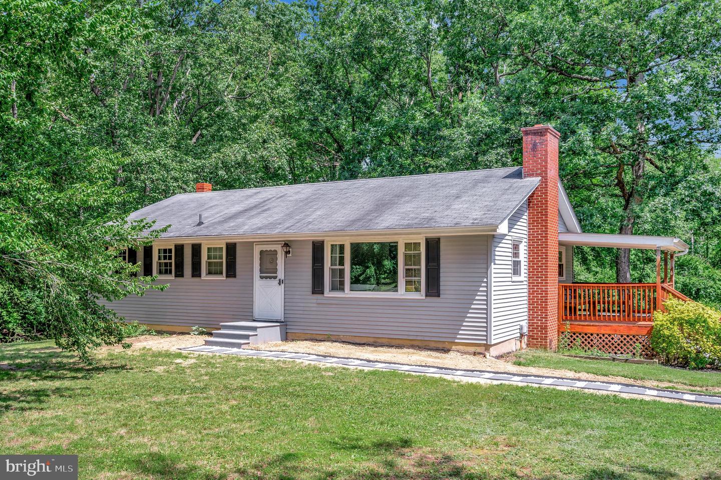 103 CROPP RD, FREDERICKSBURG, Virginia 22406, 3 Bedrooms Bedrooms, ,1 BathroomBathrooms,Residential,For sale,103 CROPP RD,VAST2040088 MLS # VAST2040088