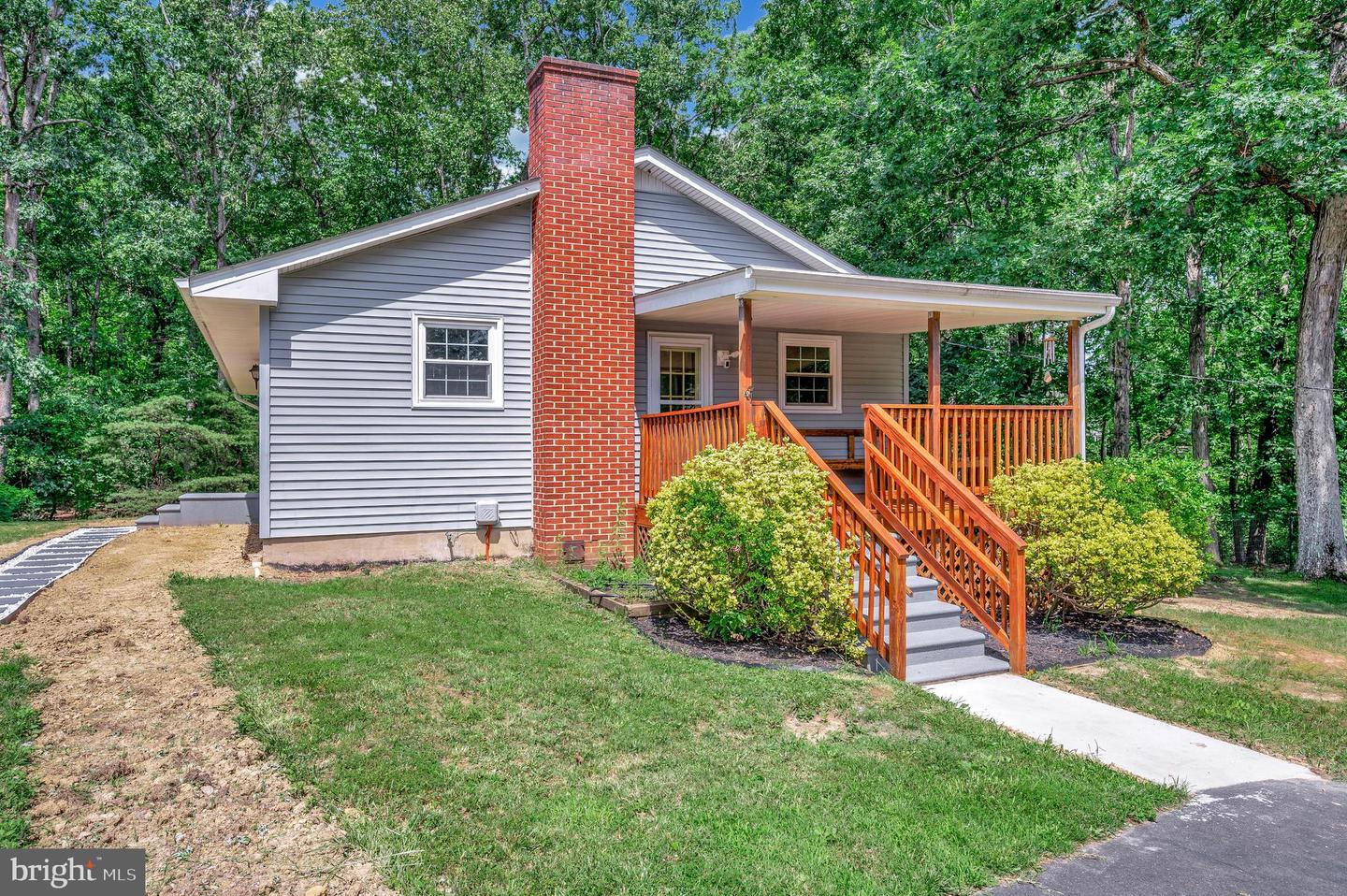 103 CROPP RD, FREDERICKSBURG, Virginia 22406, 3 Bedrooms Bedrooms, ,1 BathroomBathrooms,Residential,For sale,103 CROPP RD,VAST2040088 MLS # VAST2040088