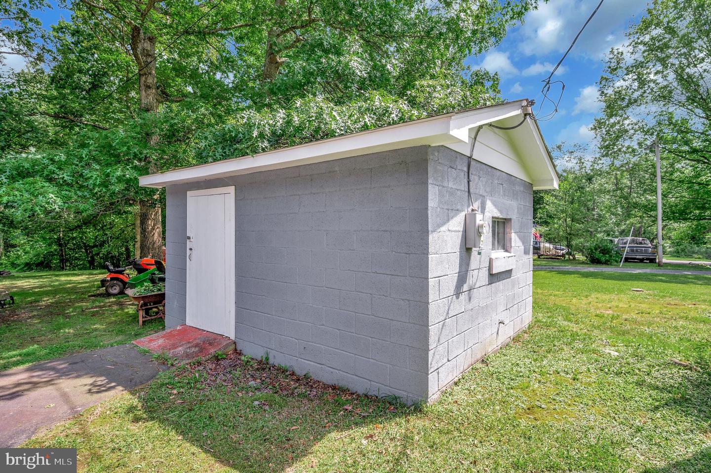 103 CROPP RD, FREDERICKSBURG, Virginia 22406, 3 Bedrooms Bedrooms, ,1 BathroomBathrooms,Residential,For sale,103 CROPP RD,VAST2040088 MLS # VAST2040088