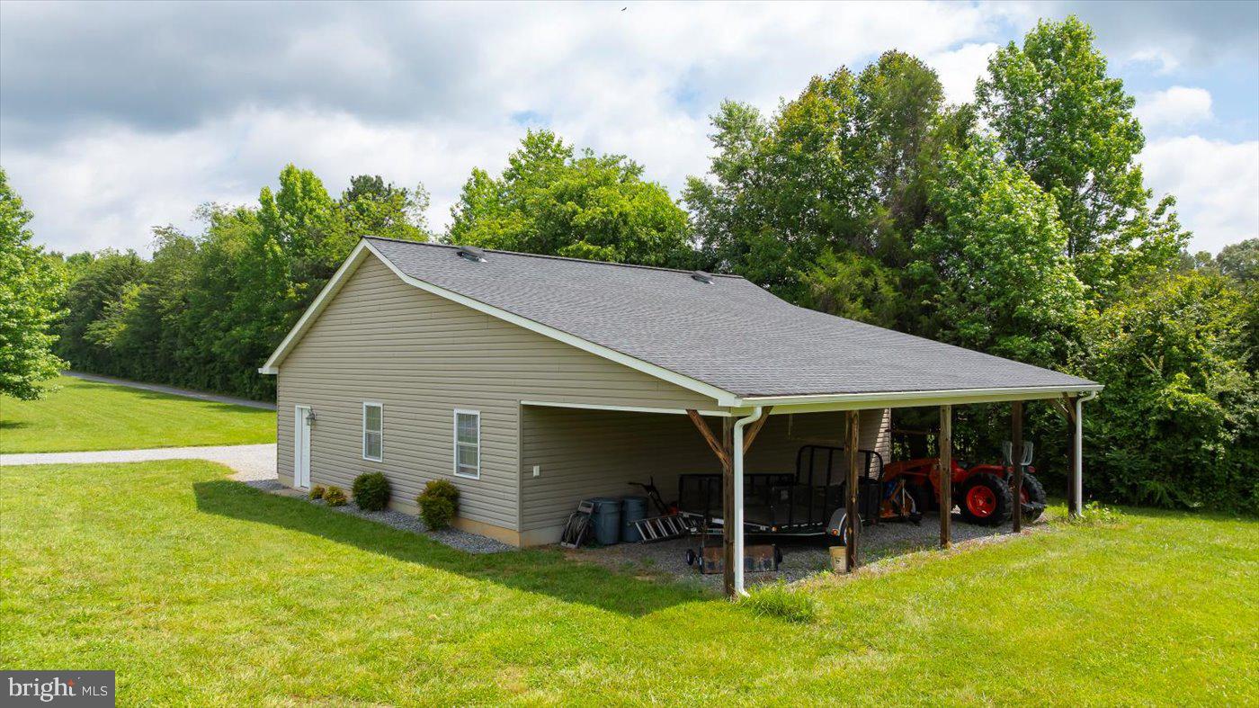 9330 SUNSHINE SCHOOL RD, WOODFORD, Virginia 22580, 4 Bedrooms Bedrooms, ,3 BathroomsBathrooms,Residential,For sale,9330 SUNSHINE SCHOOL RD,VACV2008356 MLS # VACV2008356