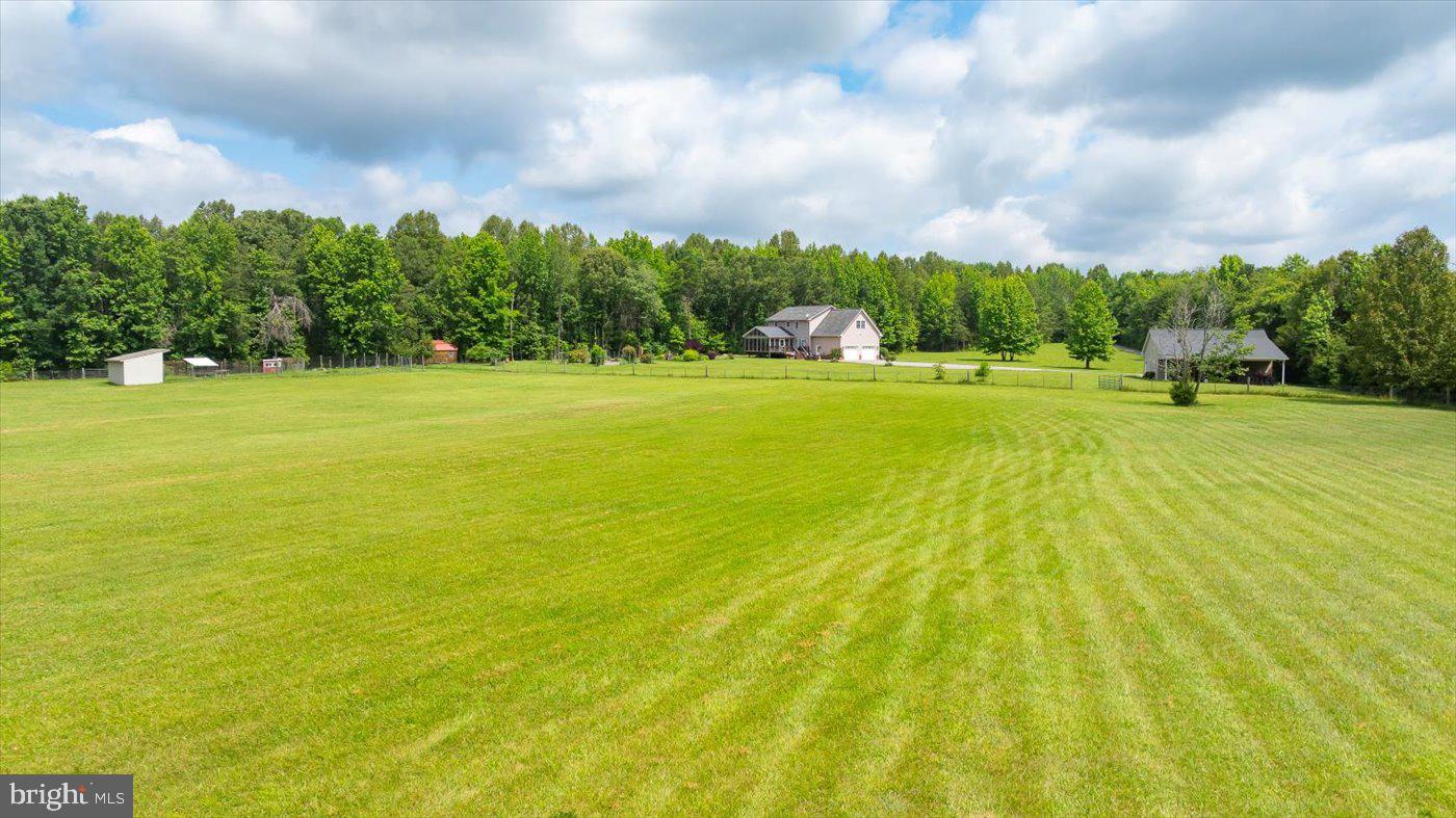 9330 SUNSHINE SCHOOL RD, WOODFORD, Virginia 22580, 4 Bedrooms Bedrooms, ,3 BathroomsBathrooms,Residential,For sale,9330 SUNSHINE SCHOOL RD,VACV2008356 MLS # VACV2008356