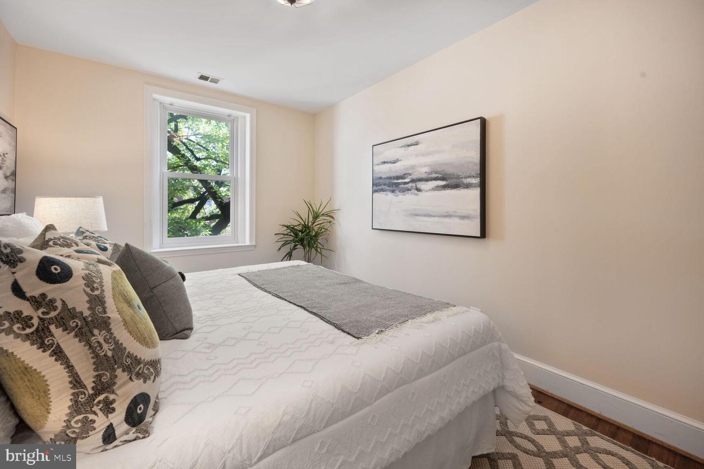 1735 NEW HAMPSHIRE AVE NW #403, WASHINGTON, District Of Columbia 20009, 2 Bedrooms Bedrooms, ,2 BathroomsBathrooms,Residential,For sale,1735 NEW HAMPSHIRE AVE NW #403,DCDC2206822 MLS # DCDC2206822