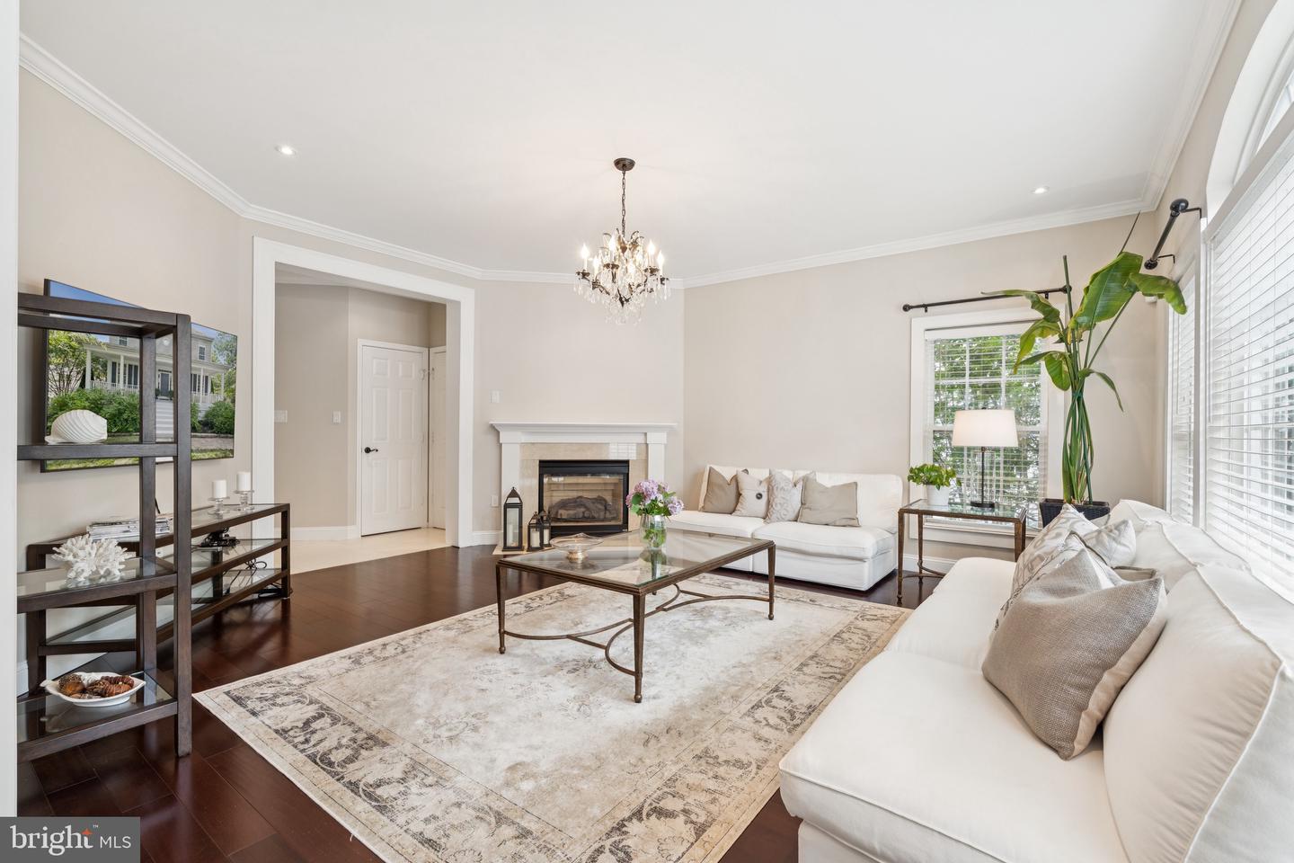 485 SPRING ST, HERNDON, Virginia 20170, 4 Bedrooms Bedrooms, ,5 BathroomsBathrooms,Residential,For sale,485 SPRING ST,VAFX2249384 MLS # VAFX2249384