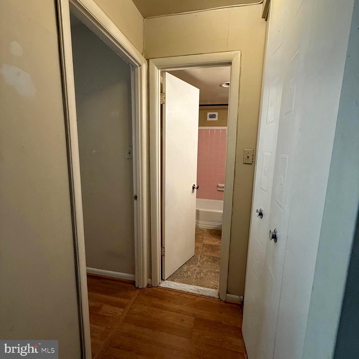 5565 COLUMBIA PIKE #210, ARLINGTON, Virginia 22204, 1 Bedroom Bedrooms, ,1 BathroomBathrooms,Residential,For sale,5565 COLUMBIA PIKE #210,VAAR2059670 MLS # VAAR2059670