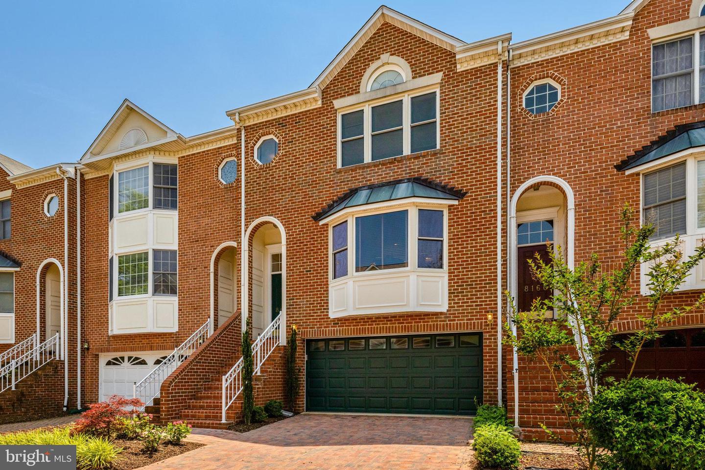 8162 MADRILLON CT, VIENNA, Virginia 22182, 3 Bedrooms Bedrooms, ,2 BathroomsBathrooms,Residential,For sale,8162 MADRILLON CT,VAFX2249476 MLS # VAFX2249476