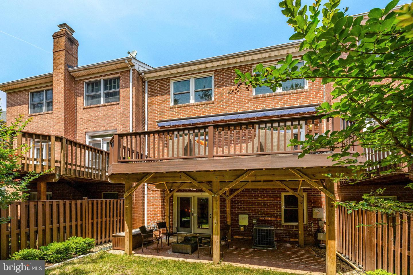 8162 MADRILLON CT, VIENNA, Virginia 22182, 3 Bedrooms Bedrooms, ,2 BathroomsBathrooms,Residential,For sale,8162 MADRILLON CT,VAFX2249476 MLS # VAFX2249476