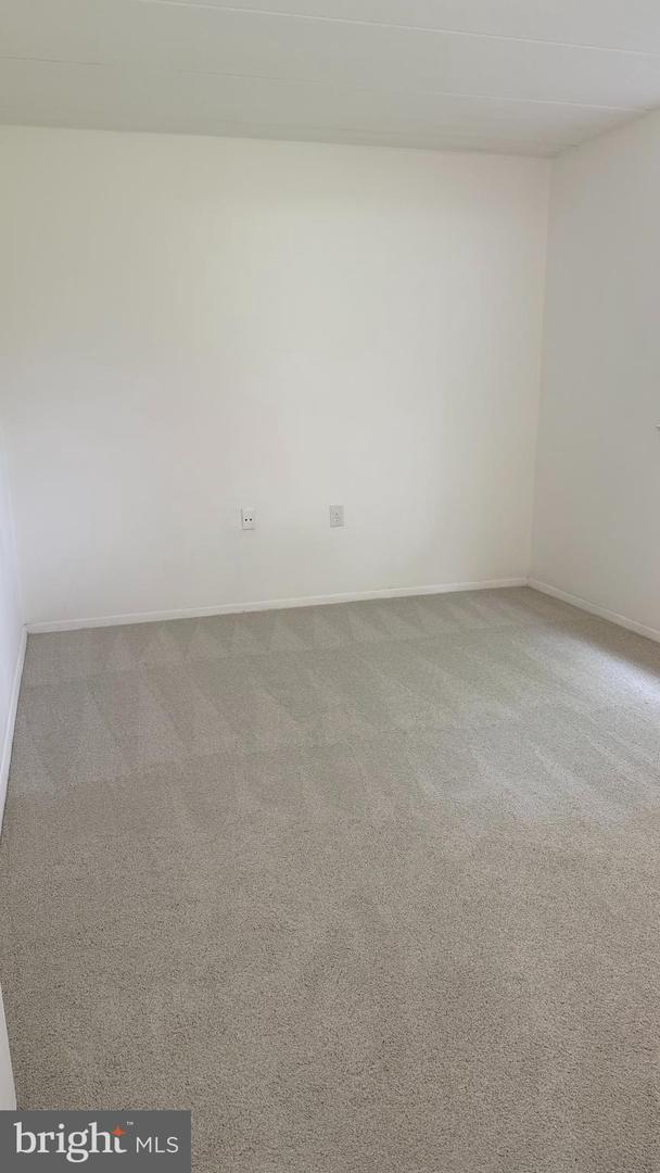 125-H CLUBHOUSE DR SW #1, LEESBURG, Virginia 20175, 2 Bedrooms Bedrooms, ,1 BathroomBathrooms,Residential,For sale,125-H CLUBHOUSE DR SW #1,VALO2100248 MLS # VALO2100248