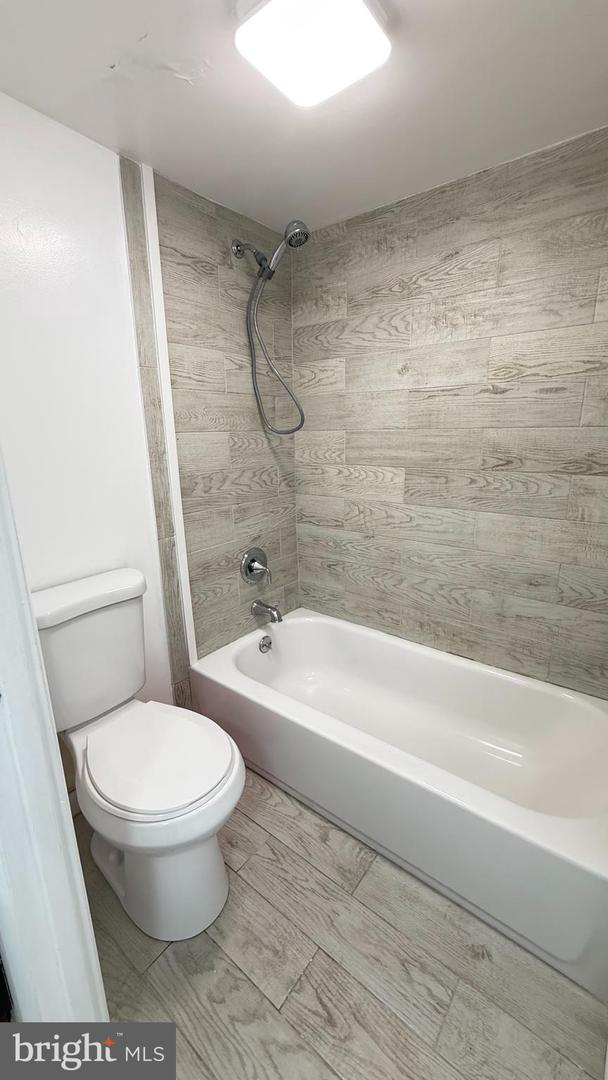 125-H CLUBHOUSE DR SW #1, LEESBURG, Virginia 20175, 2 Bedrooms Bedrooms, ,1 BathroomBathrooms,Residential,For sale,125-H CLUBHOUSE DR SW #1,VALO2100248 MLS # VALO2100248