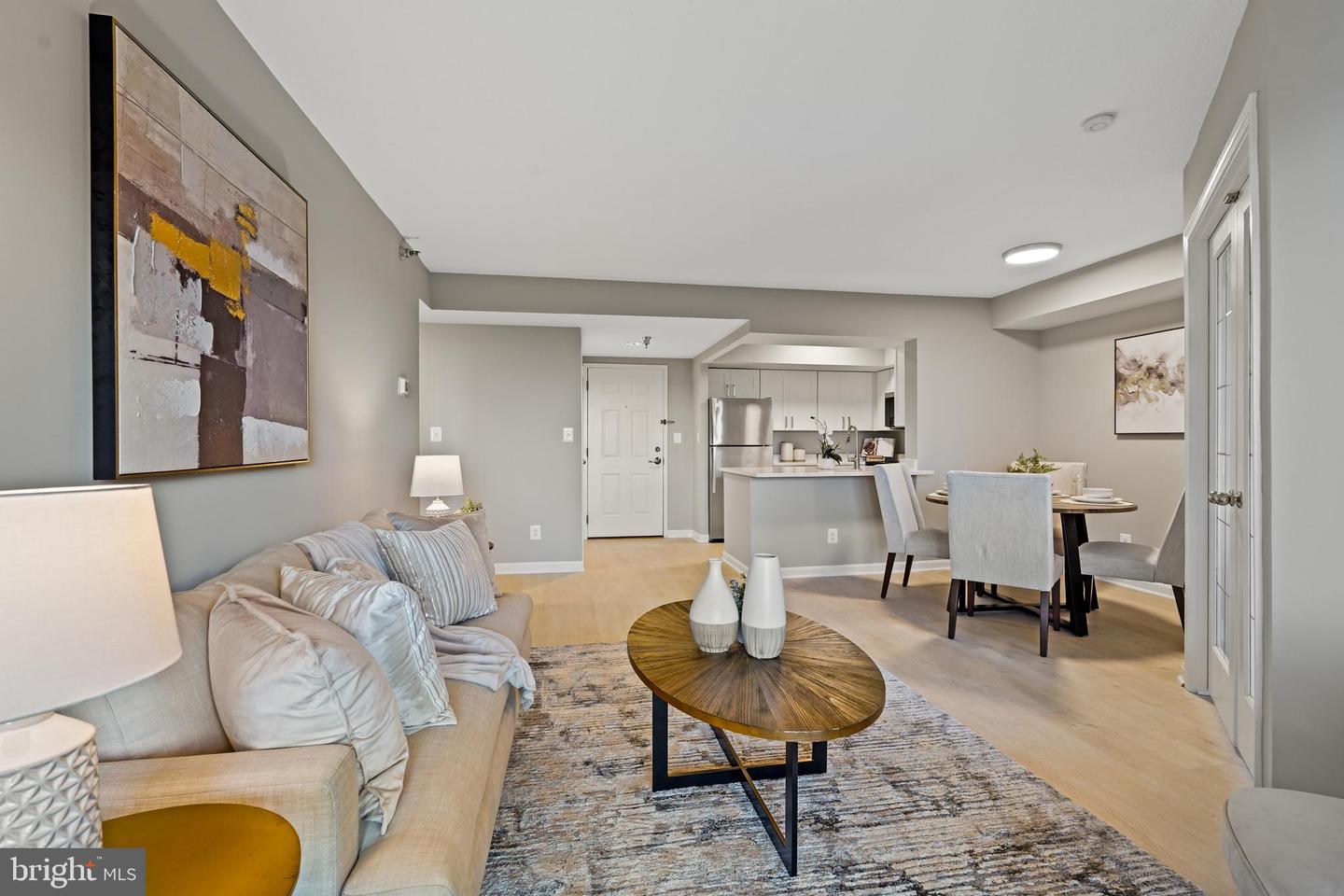 2400 CLARENDON BLVD #811, ARLINGTON, Virginia 22201, 2 Bedrooms Bedrooms, ,1 BathroomBathrooms,Residential,For sale,2400 CLARENDON BLVD #811,VAAR2059676 MLS # VAAR2059676