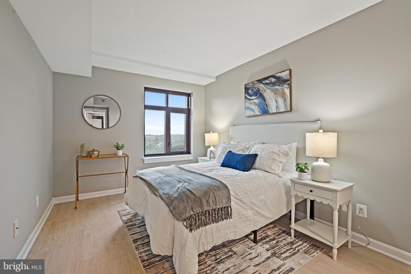 2400 CLARENDON BLVD #811, ARLINGTON, Virginia 22201, 2 Bedrooms Bedrooms, ,1 BathroomBathrooms,Residential,For sale,2400 CLARENDON BLVD #811,VAAR2059676 MLS # VAAR2059676
