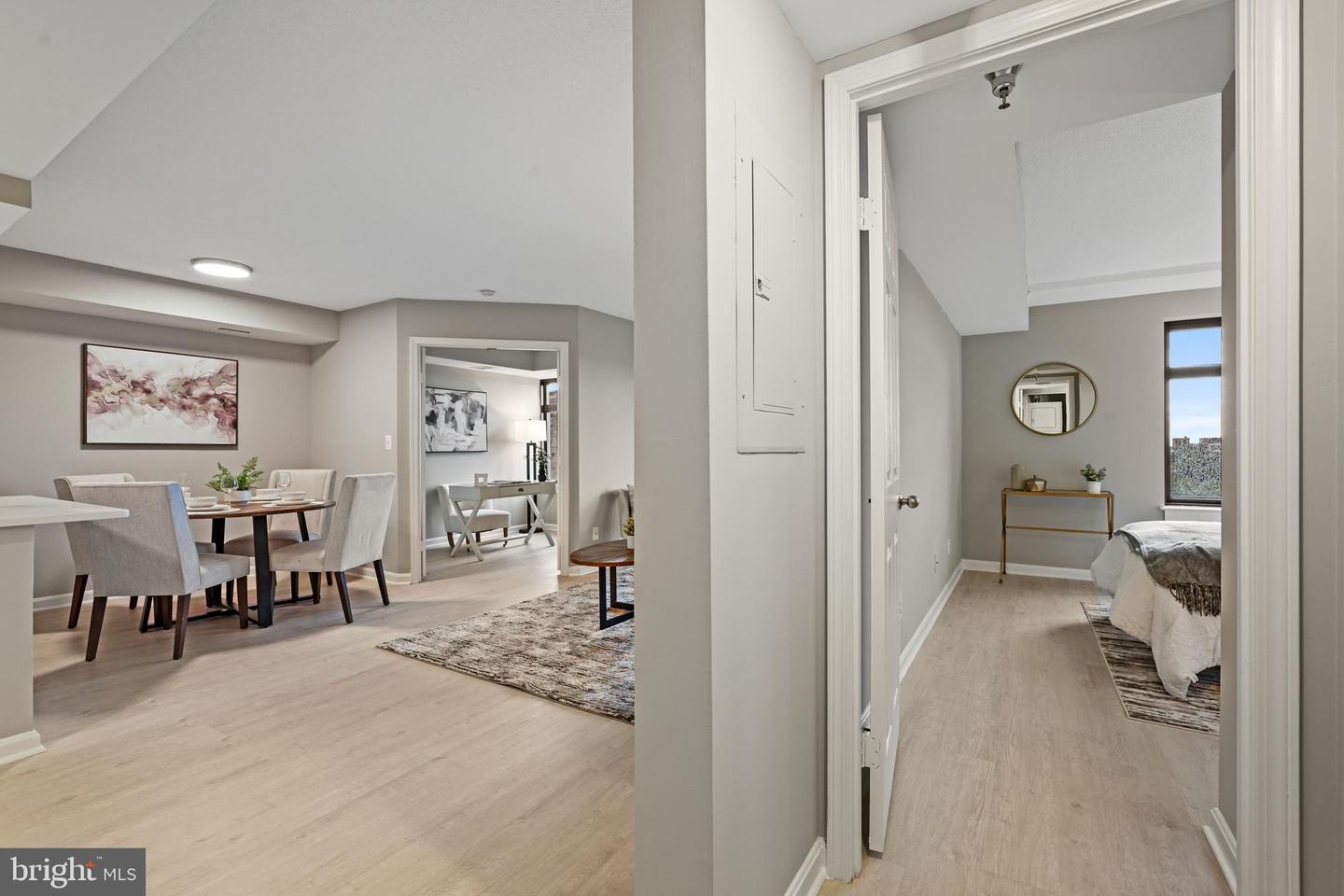 2400 CLARENDON BLVD #811, ARLINGTON, Virginia 22201, 2 Bedrooms Bedrooms, ,1 BathroomBathrooms,Residential,For sale,2400 CLARENDON BLVD #811,VAAR2059676 MLS # VAAR2059676