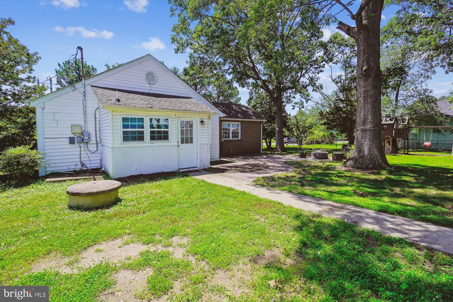 3200 LAFAYETTE BLVD, FREDERICKSBURG, Virginia 22408, 3 Bedrooms Bedrooms, 7 Rooms Rooms,2 BathroomsBathrooms,Residential,For sale,3200 LAFAYETTE BLVD,VASP2034130 MLS # VASP2034130