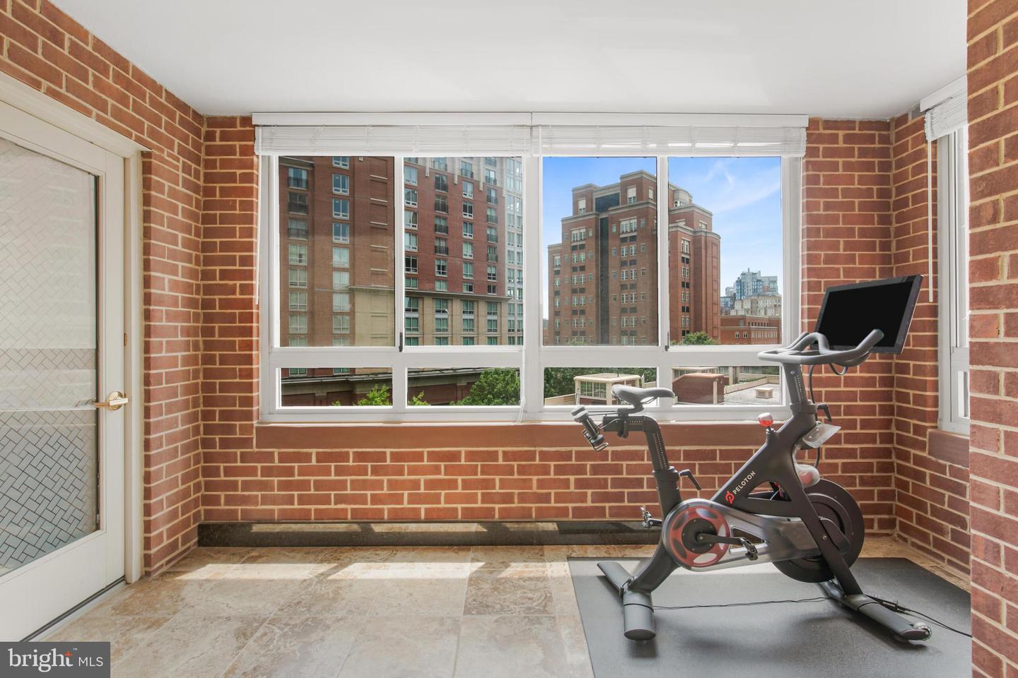 2121 JAMIESON AVE #707, ALEXANDRIA, Virginia 22314, 2 Bedrooms Bedrooms, ,2 BathroomsBathrooms,Residential,For sale,2121 JAMIESON AVE #707,VAAX2046832 MLS # VAAX2046832