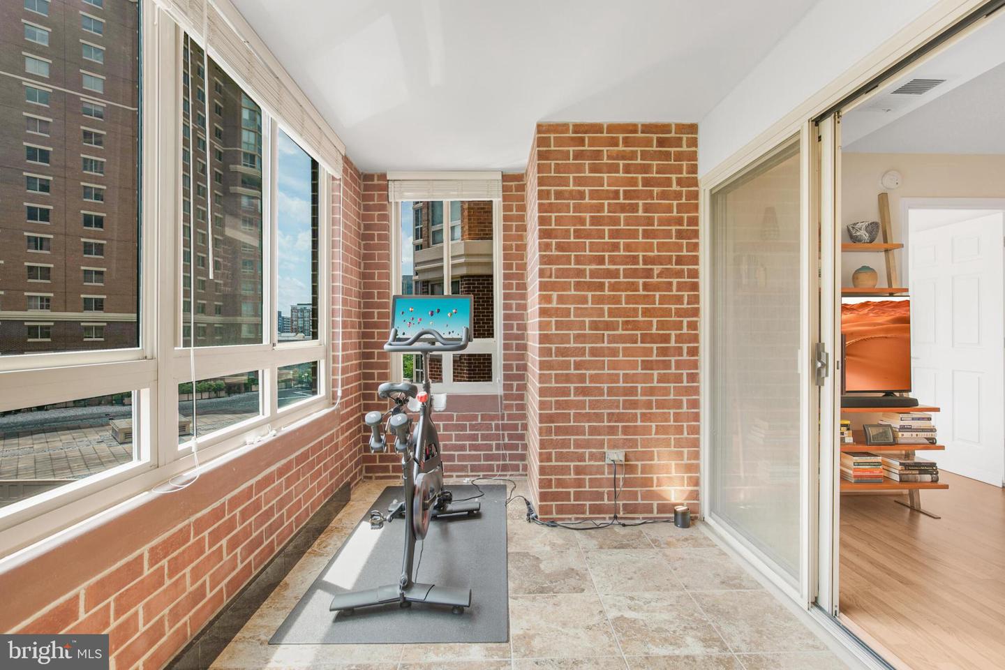 2121 JAMIESON AVE #707, ALEXANDRIA, Virginia 22314, 2 Bedrooms Bedrooms, ,2 BathroomsBathrooms,Residential,For sale,2121 JAMIESON AVE #707,VAAX2046832 MLS # VAAX2046832