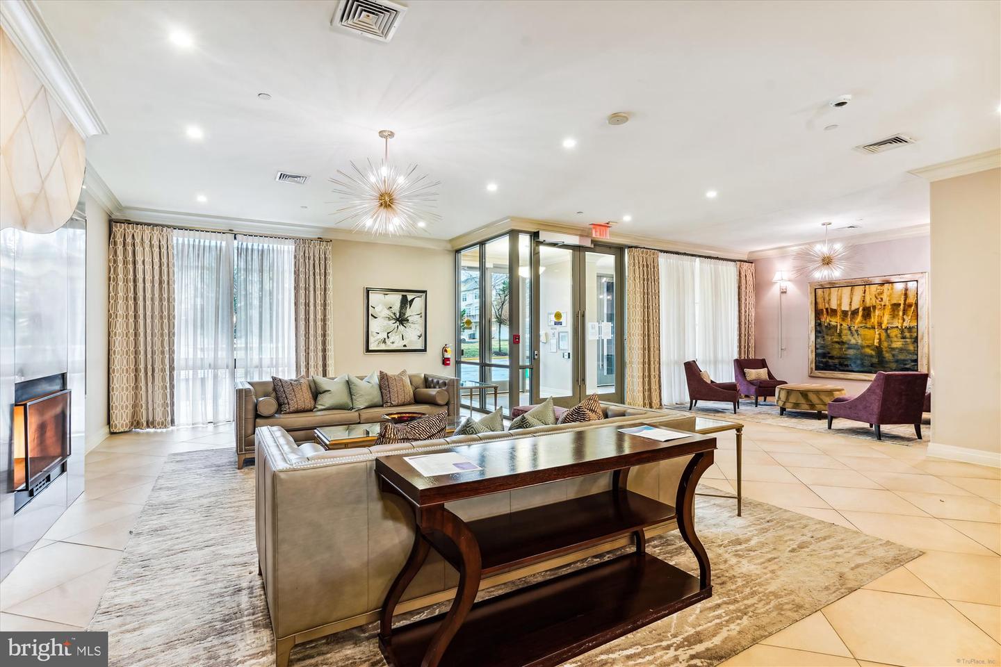 2451 MIDTOWN AVE #1323, ALEXANDRIA, Virginia 22303, 1 Bedroom Bedrooms, ,1 BathroomBathrooms,Residential,For sale,2451 MIDTOWN AVE #1323,VAFX2249886 MLS # VAFX2249886