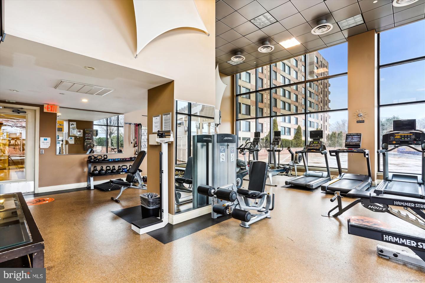2451 MIDTOWN AVE #1323, ALEXANDRIA, Virginia 22303, 1 Bedroom Bedrooms, ,1 BathroomBathrooms,Residential,For sale,2451 MIDTOWN AVE #1323,VAFX2249886 MLS # VAFX2249886
