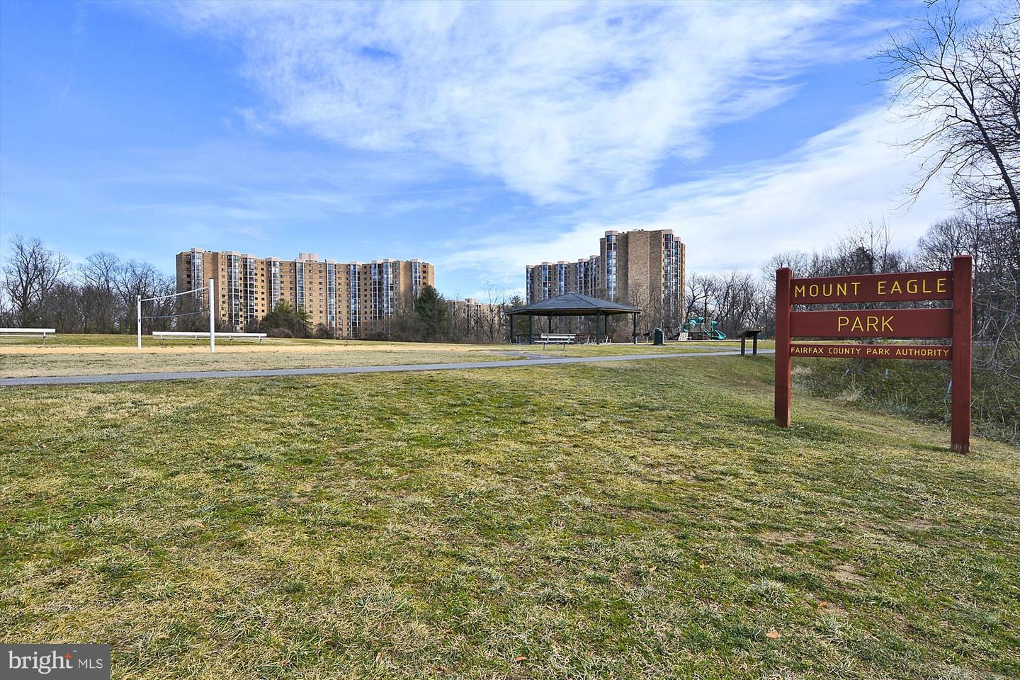 2451 MIDTOWN AVE #1323, ALEXANDRIA, Virginia 22303, 1 Bedroom Bedrooms, ,1 BathroomBathrooms,Residential,For sale,2451 MIDTOWN AVE #1323,VAFX2249886 MLS # VAFX2249886