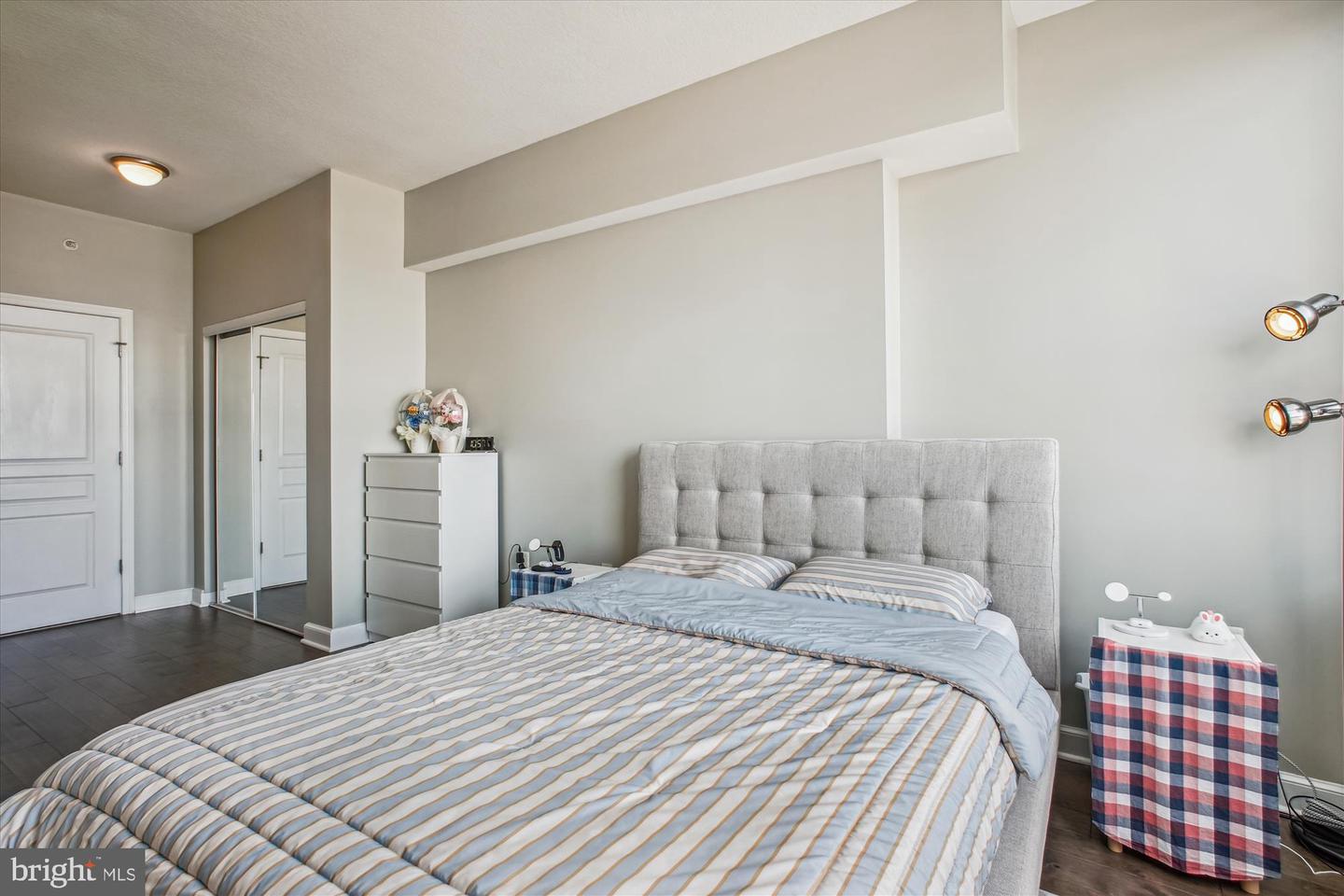 2451 MIDTOWN AVE #1323, ALEXANDRIA, Virginia 22303, 1 Bedroom Bedrooms, ,1 BathroomBathrooms,Residential,For sale,2451 MIDTOWN AVE #1323,VAFX2249886 MLS # VAFX2249886