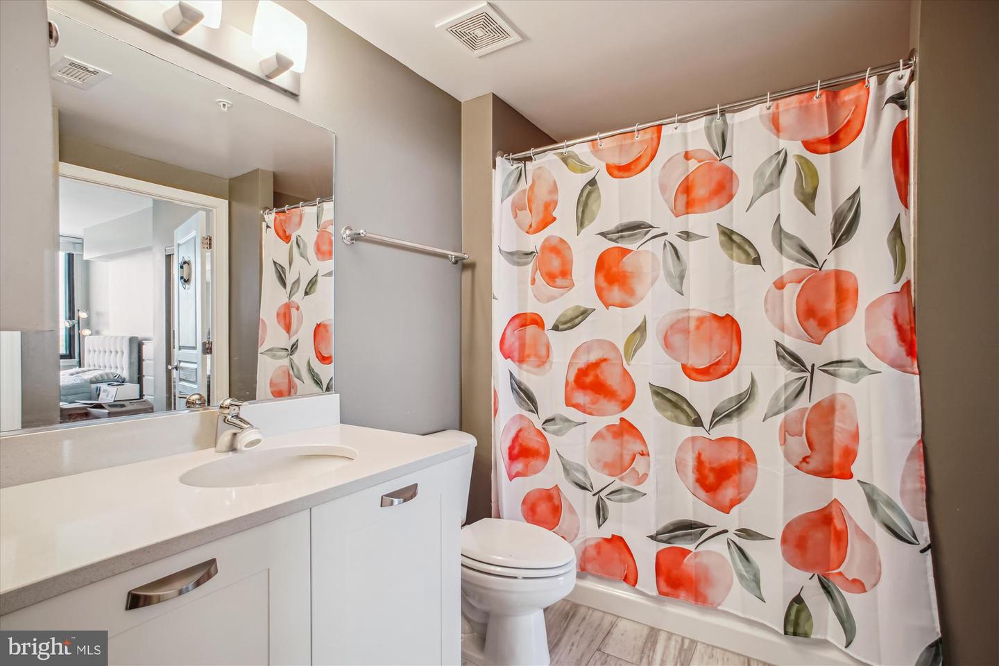 2451 MIDTOWN AVE #1323, ALEXANDRIA, Virginia 22303, 1 Bedroom Bedrooms, ,1 BathroomBathrooms,Residential,For sale,2451 MIDTOWN AVE #1323,VAFX2249886 MLS # VAFX2249886