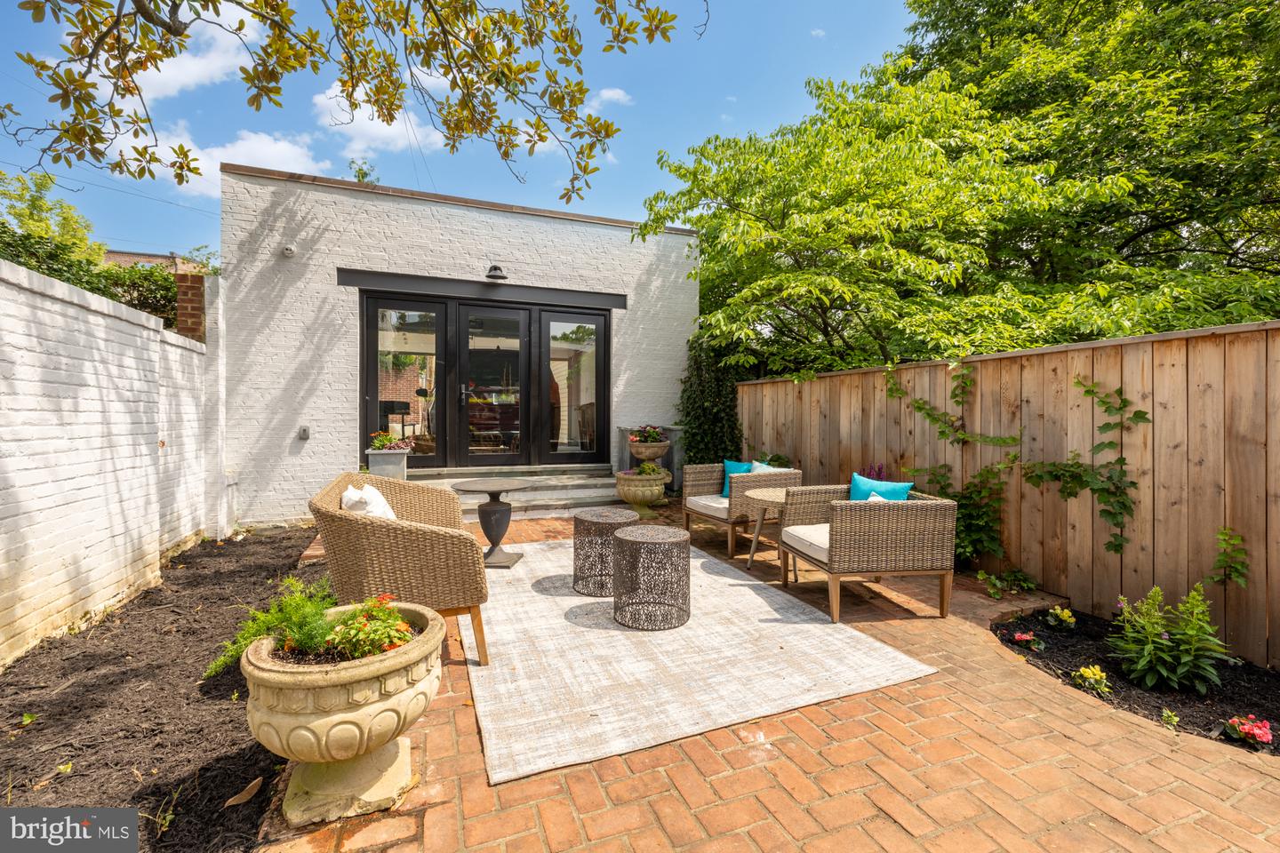 3255 O ST NW, WASHINGTON, District Of Columbia 20007, 4 Bedrooms Bedrooms, ,3 BathroomsBathrooms,Residential,For sale,3255 O ST NW,DCDC2207298 MLS # DCDC2207298