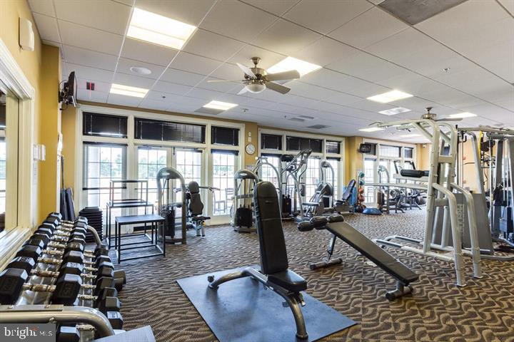 16435 REGATTA LN, WOODBRIDGE, Virginia 22191, 4 Bedrooms Bedrooms, ,3 BathroomsBathrooms,Residential,For sale,16435 REGATTA LN,VAPW2097750 MLS # VAPW2097750