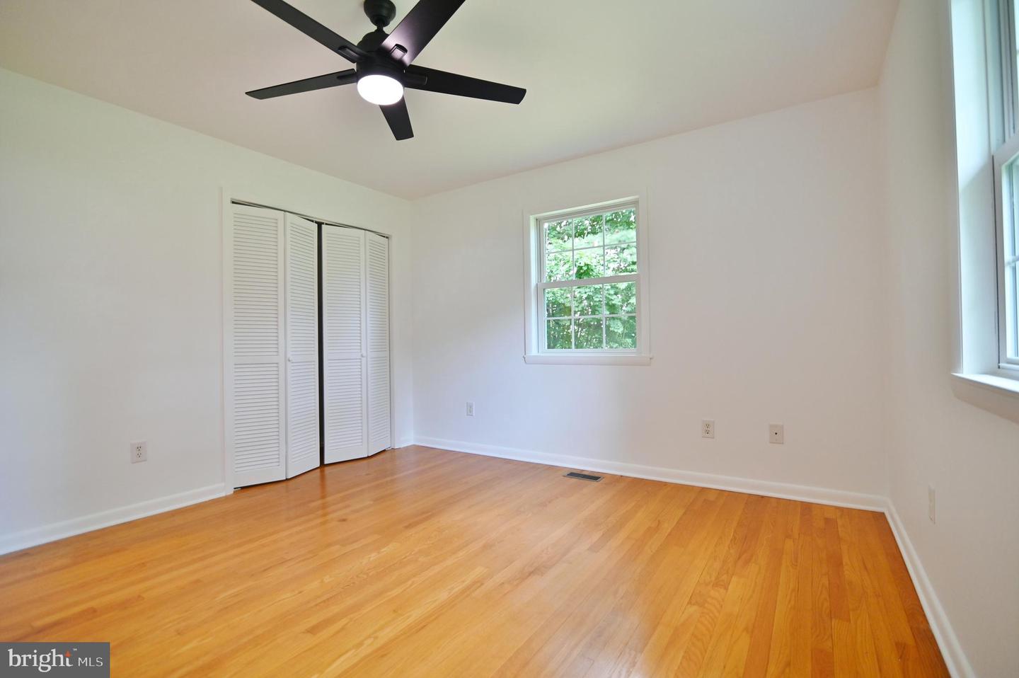 107 CRISMAN RD, EDINBURG, Virginia 22824, 3 Bedrooms Bedrooms, ,2 BathroomsBathrooms,Residential,For sale,107 CRISMAN RD,VASH2011774 MLS # VASH2011774