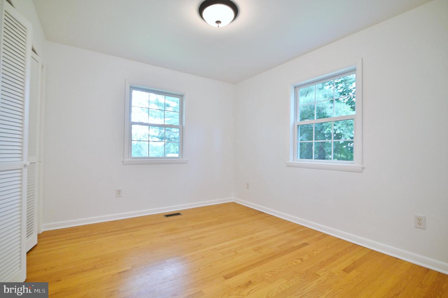 107 CRISMAN RD, EDINBURG, Virginia 22824, 3 Bedrooms Bedrooms, ,2 BathroomsBathrooms,Residential,For sale,107 CRISMAN RD,VASH2011774 MLS # VASH2011774