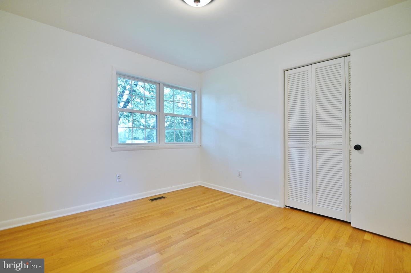107 CRISMAN RD, EDINBURG, Virginia 22824, 3 Bedrooms Bedrooms, ,2 BathroomsBathrooms,Residential,For sale,107 CRISMAN RD,VASH2011774 MLS # VASH2011774