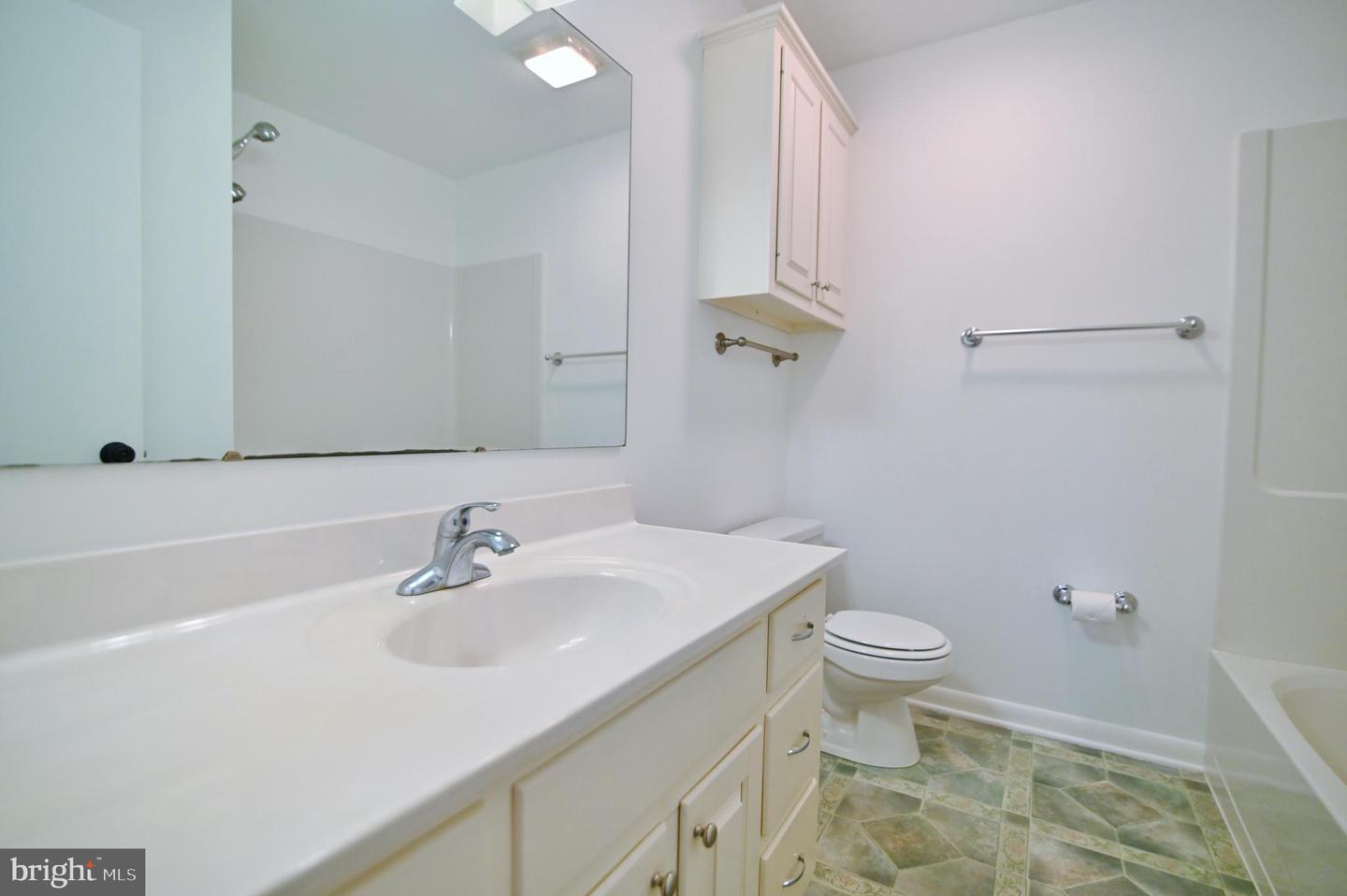 107 CRISMAN RD, EDINBURG, Virginia 22824, 3 Bedrooms Bedrooms, ,2 BathroomsBathrooms,Residential,For sale,107 CRISMAN RD,VASH2011774 MLS # VASH2011774