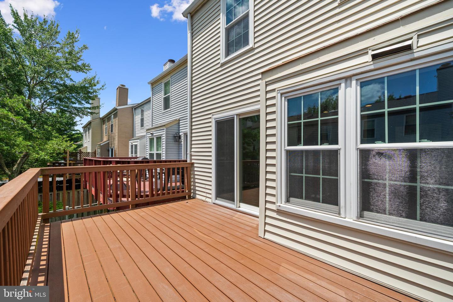 6558 LOCHLEIGH CT, ALEXANDRIA, Virginia 22315, 2 Bedrooms Bedrooms, ,3 BathroomsBathrooms,Residential,For sale,6558 LOCHLEIGH CT,VAFX2249914 MLS # VAFX2249914