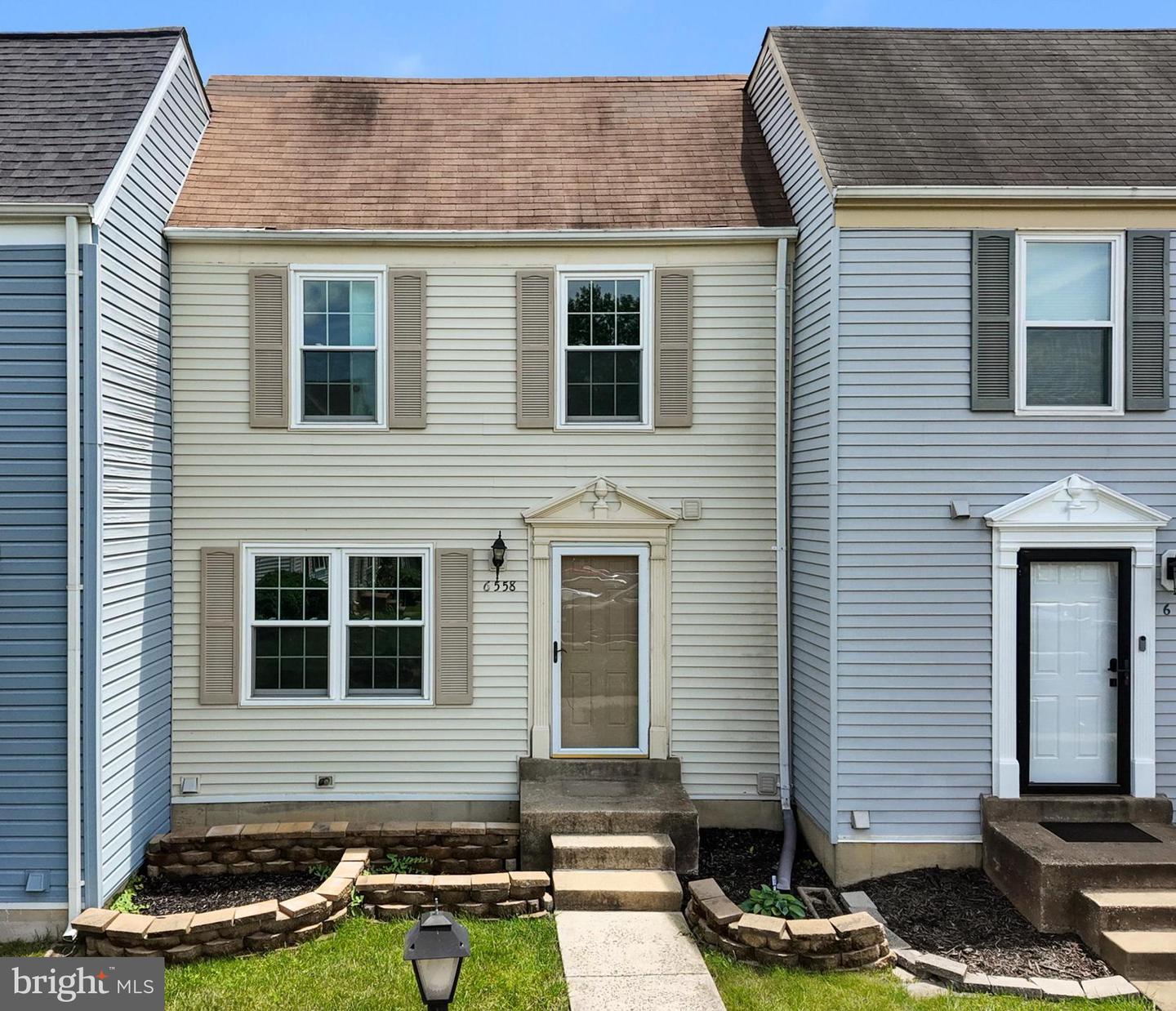 6558 LOCHLEIGH CT, ALEXANDRIA, Virginia 22315, 2 Bedrooms Bedrooms, ,3 BathroomsBathrooms,Residential,For sale,6558 LOCHLEIGH CT,VAFX2249914 MLS # VAFX2249914