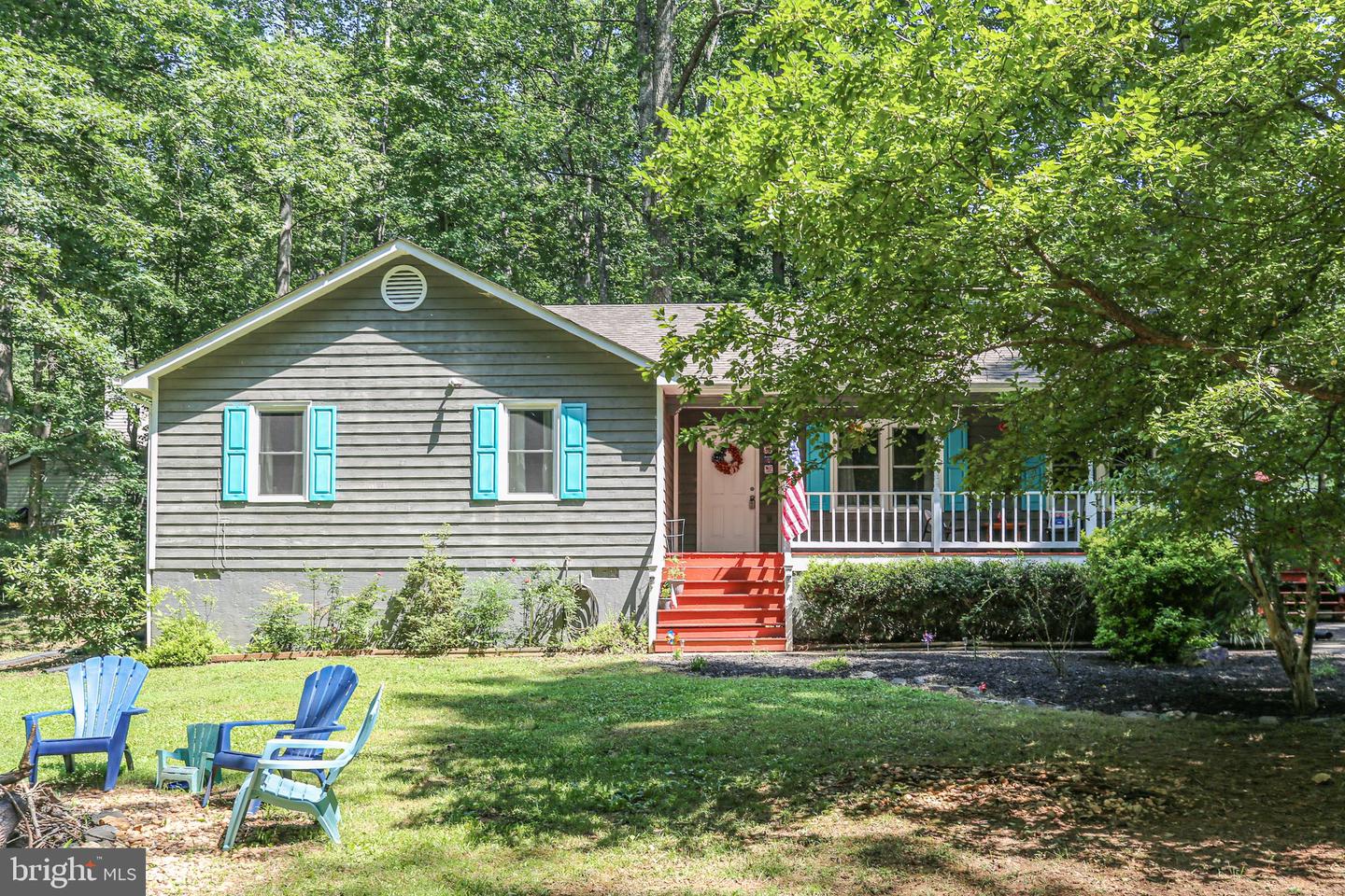 12803 LEE LAKE DR, SPOTSYLVANIA, Virginia 22551, 3 Bedrooms Bedrooms, ,2 BathroomsBathrooms,Residential,For sale,12803 LEE LAKE DR,VASP2034166 MLS # VASP2034166