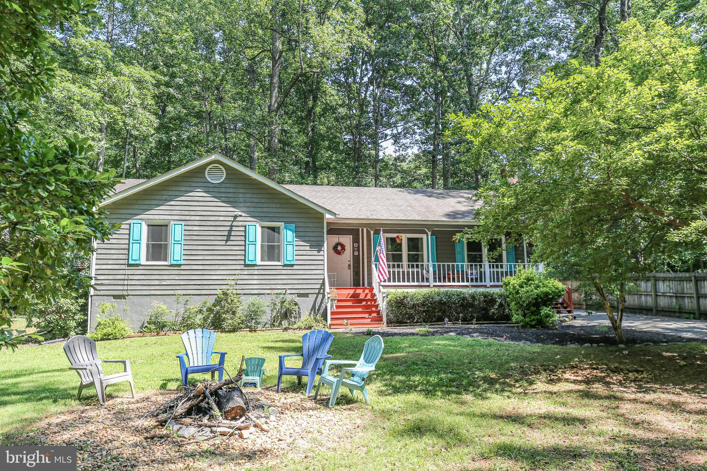 12803 LEE LAKE DR, SPOTSYLVANIA, Virginia 22551, 3 Bedrooms Bedrooms, ,2 BathroomsBathrooms,Residential,For sale,12803 LEE LAKE DR,VASP2034166 MLS # VASP2034166