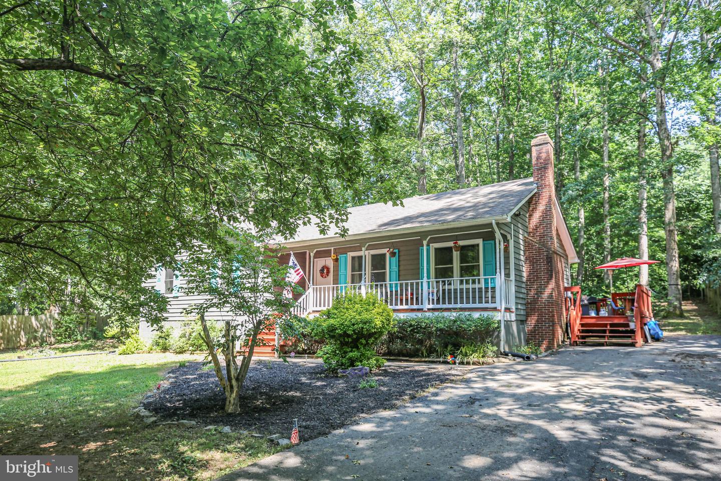 12803 LEE LAKE DR, SPOTSYLVANIA, Virginia 22551, 3 Bedrooms Bedrooms, ,2 BathroomsBathrooms,Residential,For sale,12803 LEE LAKE DR,VASP2034166 MLS # VASP2034166