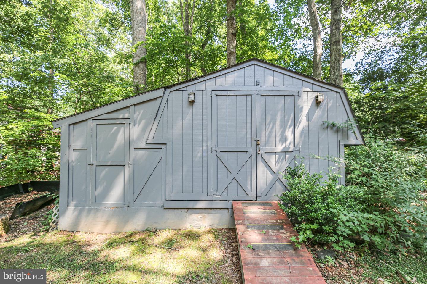 12803 LEE LAKE DR, SPOTSYLVANIA, Virginia 22551, 3 Bedrooms Bedrooms, ,2 BathroomsBathrooms,Residential,For sale,12803 LEE LAKE DR,VASP2034166 MLS # VASP2034166
