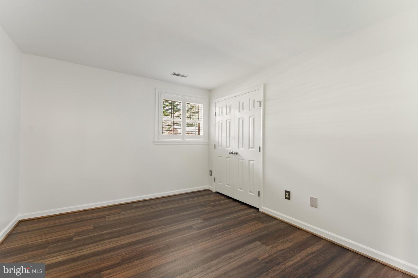 303 CAMDEN DR, FREDERICKSBURG, Virginia 22405, 5 Bedrooms Bedrooms, ,3 BathroomsBathrooms,Residential,For sale,303 CAMDEN DR,VAST2040116 MLS # VAST2040116
