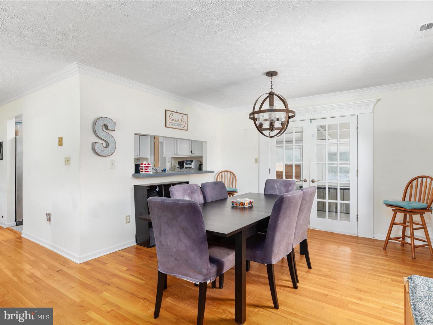 106 LAKESIDE DR, STEPHENS CITY, Virginia 22655, 5 Bedrooms Bedrooms, ,3 BathroomsBathrooms,Residential,For sale,106 LAKESIDE DR,VAFV2035056 MLS # VAFV2035056