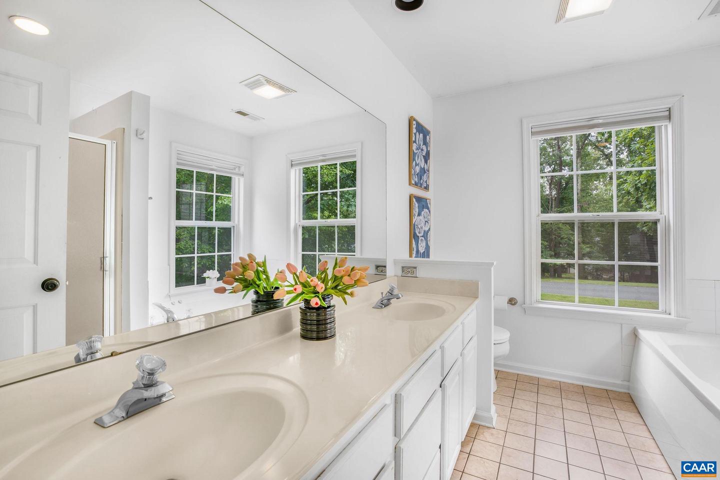 1433 RIVER OAKS RDG, CHARLOTTESVILLE, Virginia 22901, 4 Bedrooms Bedrooms, ,3 BathroomsBathrooms,Residential,For sale,1433 RIVER OAKS RDG,666039 MLS # 666039