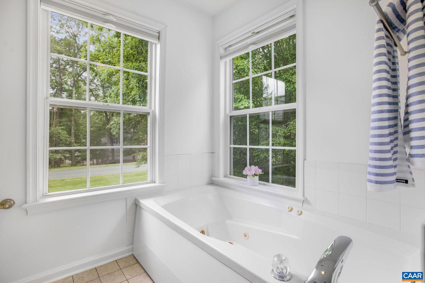 1433 RIVER OAKS RDG, CHARLOTTESVILLE, Virginia 22901, 4 Bedrooms Bedrooms, ,3 BathroomsBathrooms,Residential,For sale,1433 RIVER OAKS RDG,666039 MLS # 666039