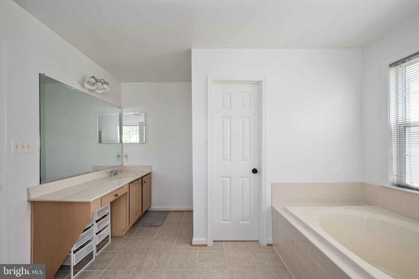 17 SAINT CLAIRES CT, STAFFORD, Virginia 22556, 5 Bedrooms Bedrooms, ,3 BathroomsBathrooms,Residential,For sale,17 SAINT CLAIRES CT,VAST2040142 MLS # VAST2040142