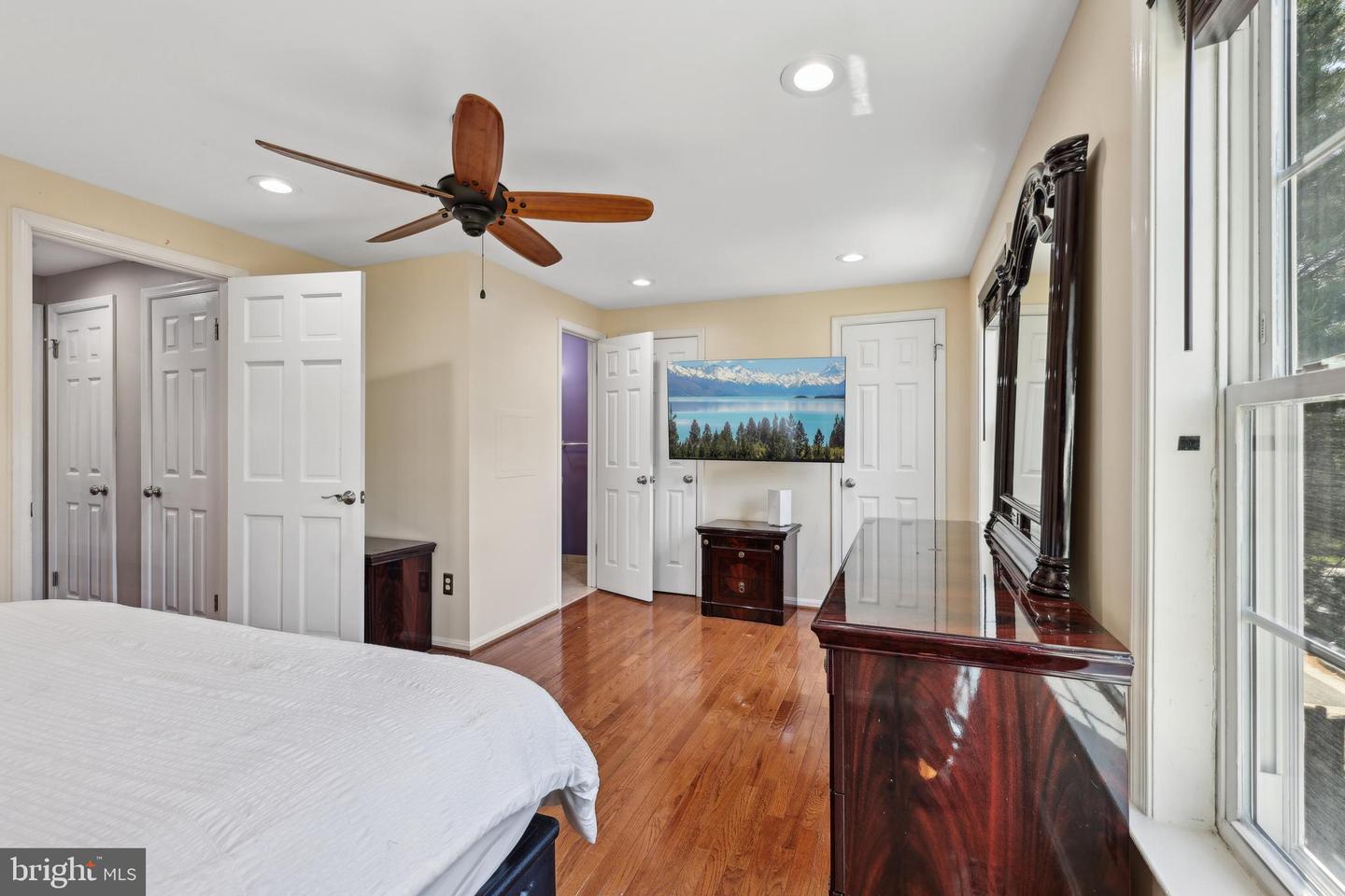 9029 ROUTE 29, FAIRFAX, Virginia 22031, 2 Bedrooms Bedrooms, ,3 BathroomsBathrooms,Residential,For sale,9029 ROUTE 29,VAFX2250032 MLS # VAFX2250032