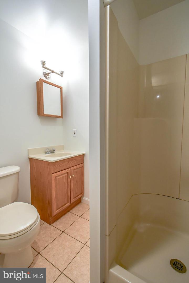 327 STABLE VIEW TER NE, LEESBURG, Virginia 20176, 3 Bedrooms Bedrooms, ,3 BathroomsBathrooms,Residential,For sale,327 STABLE VIEW TER NE,VALO2100352 MLS # VALO2100352