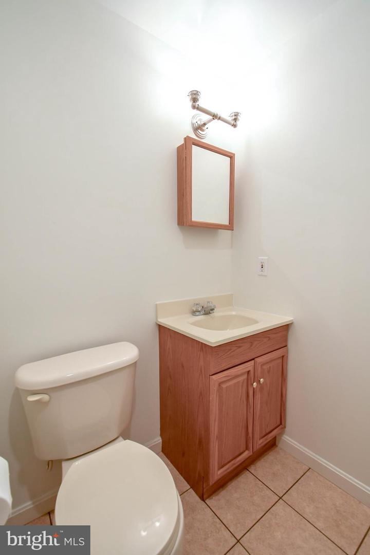 327 STABLE VIEW TER NE, LEESBURG, Virginia 20176, 3 Bedrooms Bedrooms, ,3 BathroomsBathrooms,Residential,For sale,327 STABLE VIEW TER NE,VALO2100352 MLS # VALO2100352