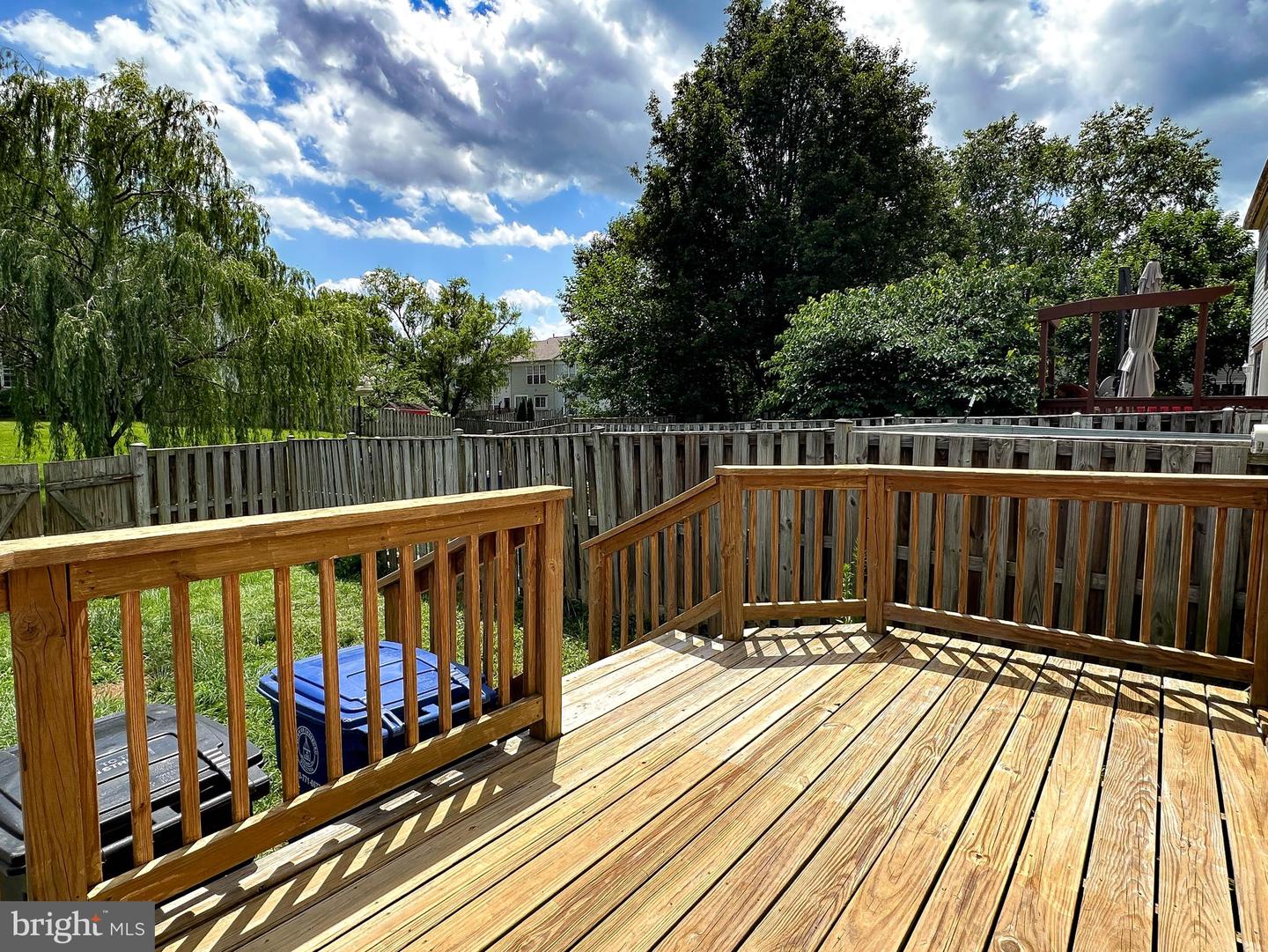 327 STABLE VIEW TER NE, LEESBURG, Virginia 20176, 3 Bedrooms Bedrooms, ,3 BathroomsBathrooms,Residential,For sale,327 STABLE VIEW TER NE,VALO2100352 MLS # VALO2100352