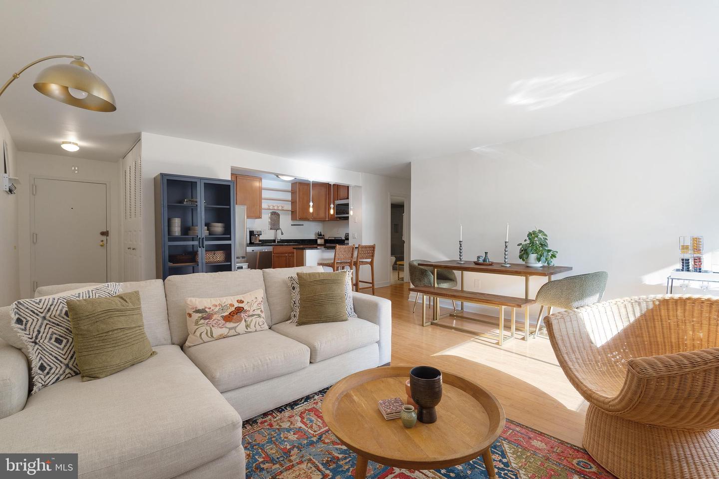 1325 18TH STREET NW #302, WASHINGTON, District Of Columbia 20036, 1 Bedroom Bedrooms, ,1 BathroomBathrooms,Residential,For sale,1325 18TH STREET NW #302,DCDC2207462 MLS # DCDC2207462