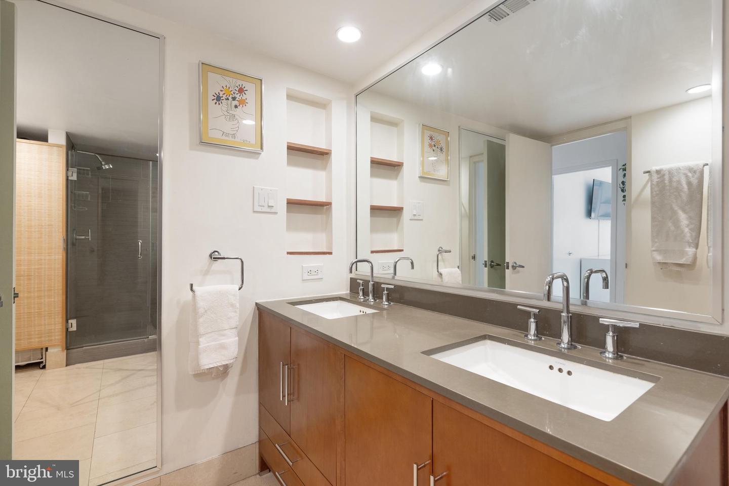 1325 18TH STREET NW #302, WASHINGTON, District Of Columbia 20036, 1 Bedroom Bedrooms, ,1 BathroomBathrooms,Residential,For sale,1325 18TH STREET NW #302,DCDC2207462 MLS # DCDC2207462