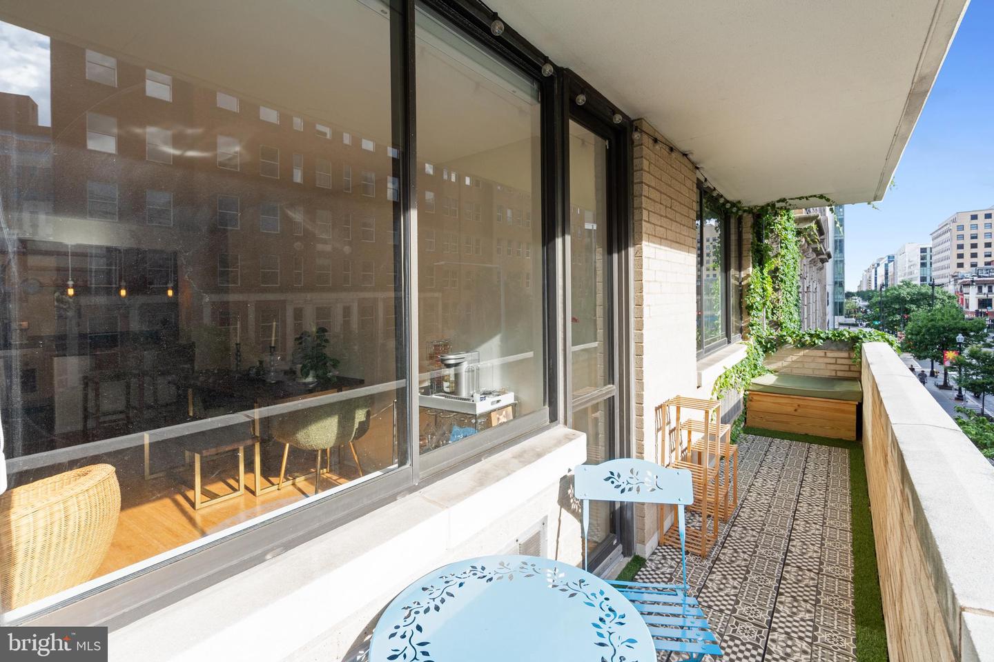 1325 18TH STREET NW #302, WASHINGTON, District Of Columbia 20036, 1 Bedroom Bedrooms, ,1 BathroomBathrooms,Residential,For sale,1325 18TH STREET NW #302,DCDC2207462 MLS # DCDC2207462